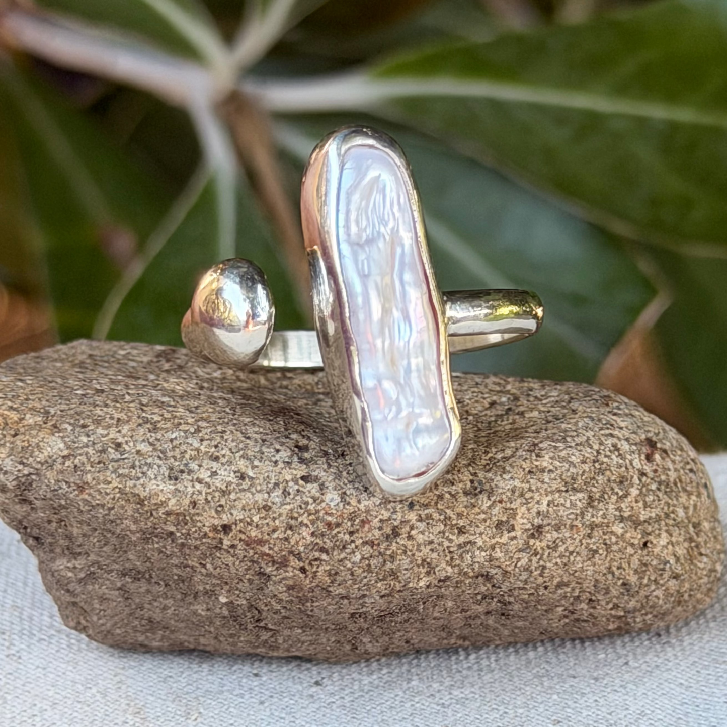 Freshwater pearl dome ring