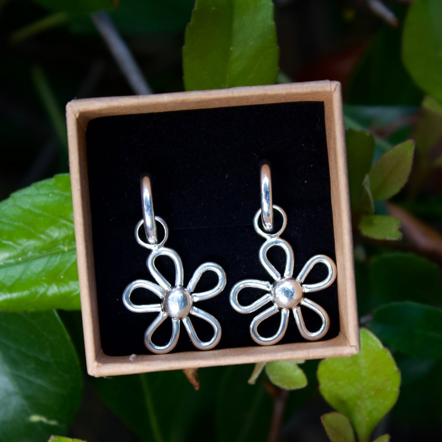 Daisy earrings