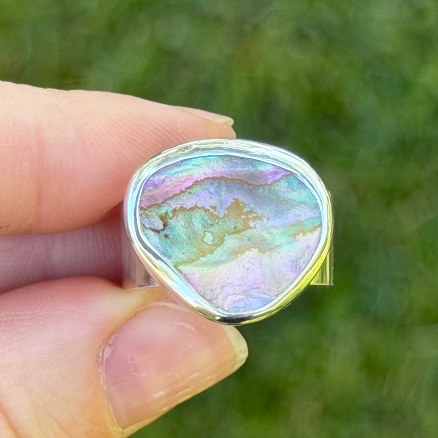 Adjustable abalone ring III