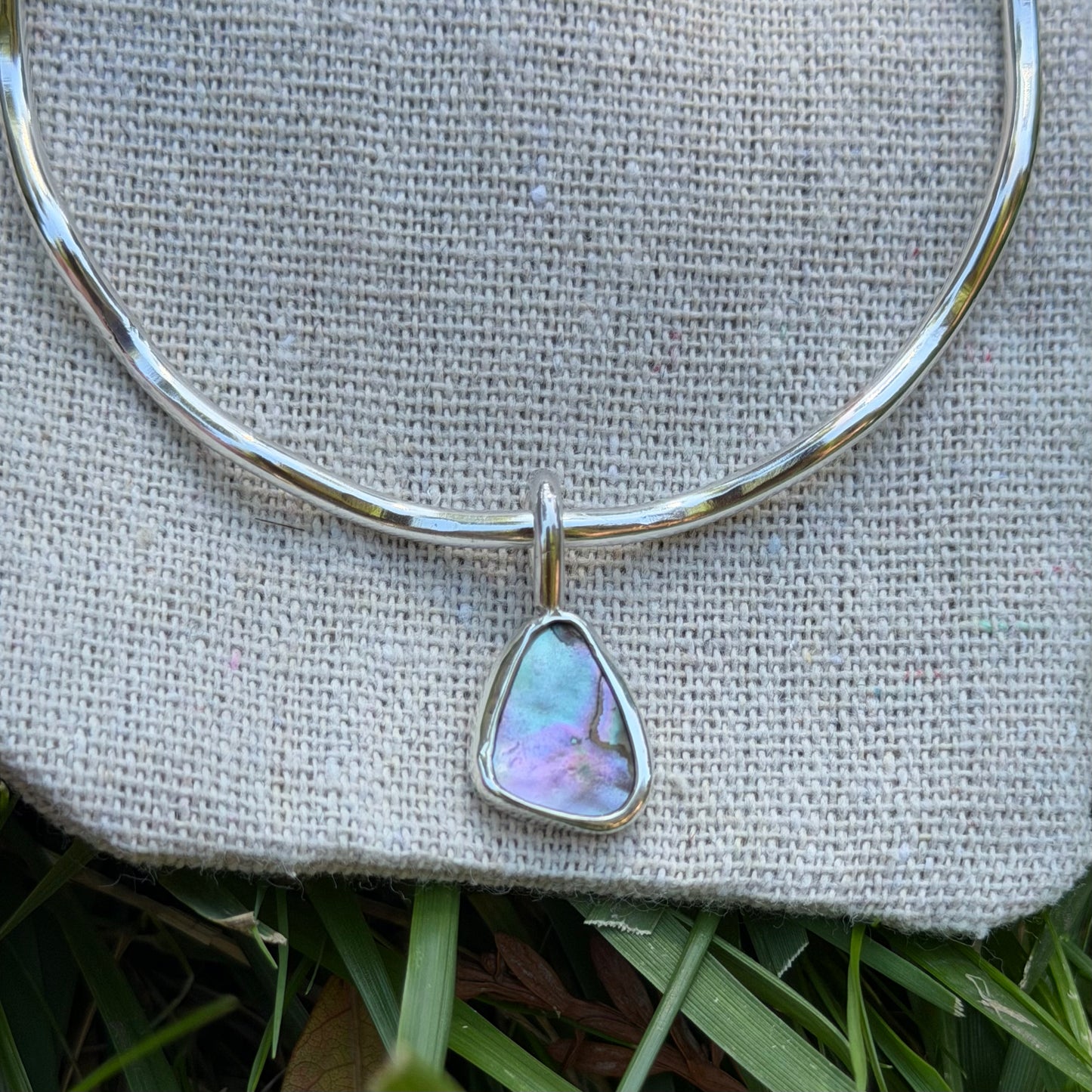 Wavy abalone bangle size M