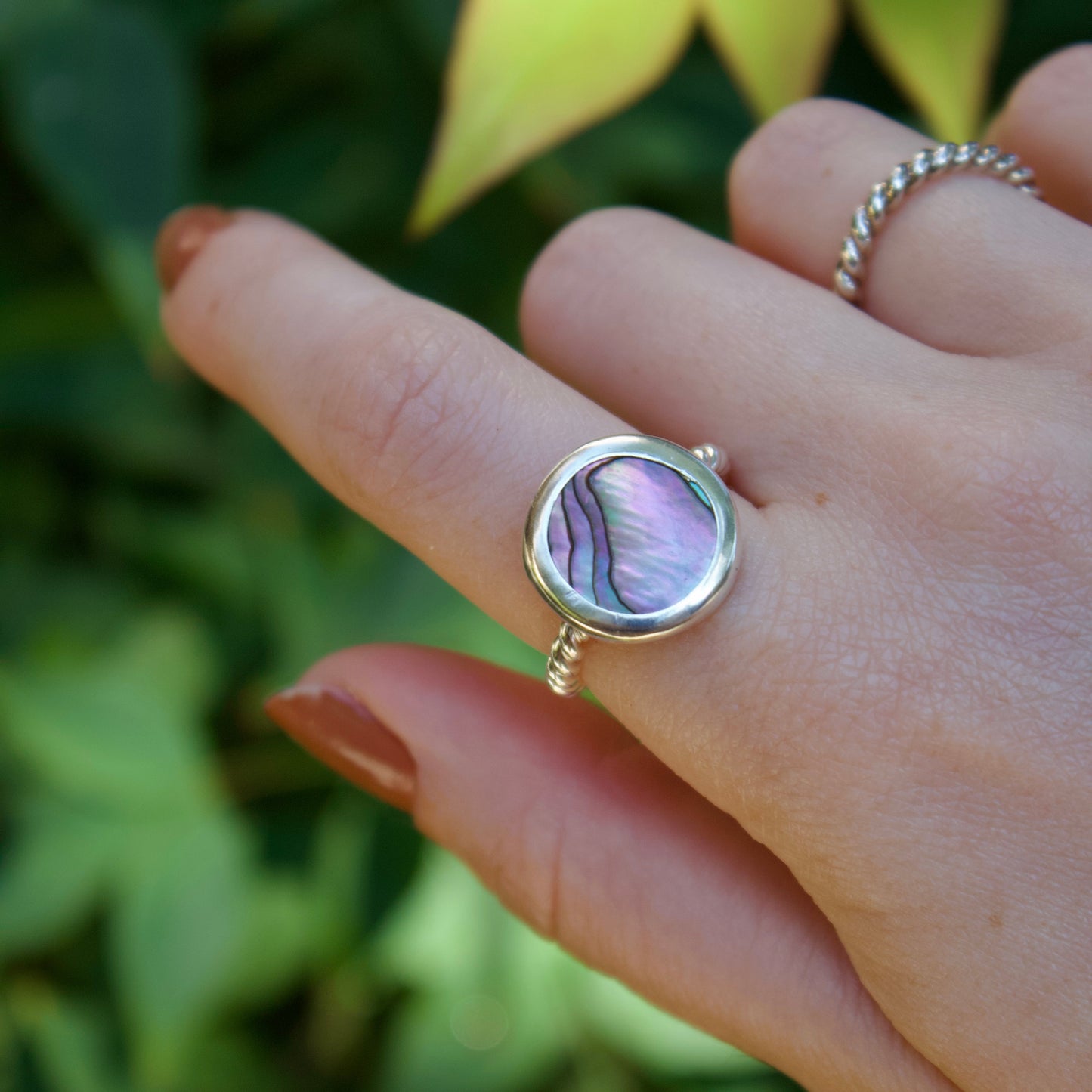 Abalone twist ring