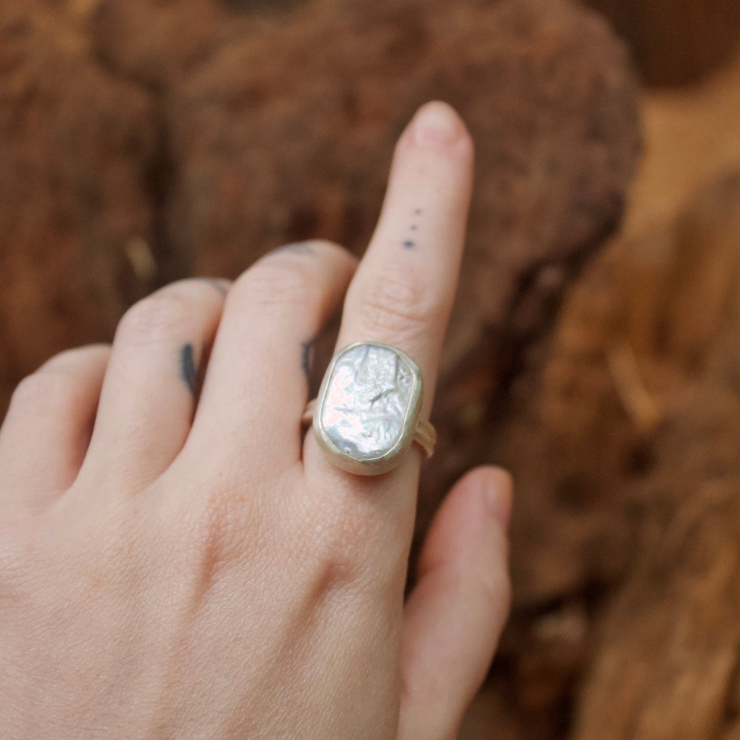Bold pearl ring