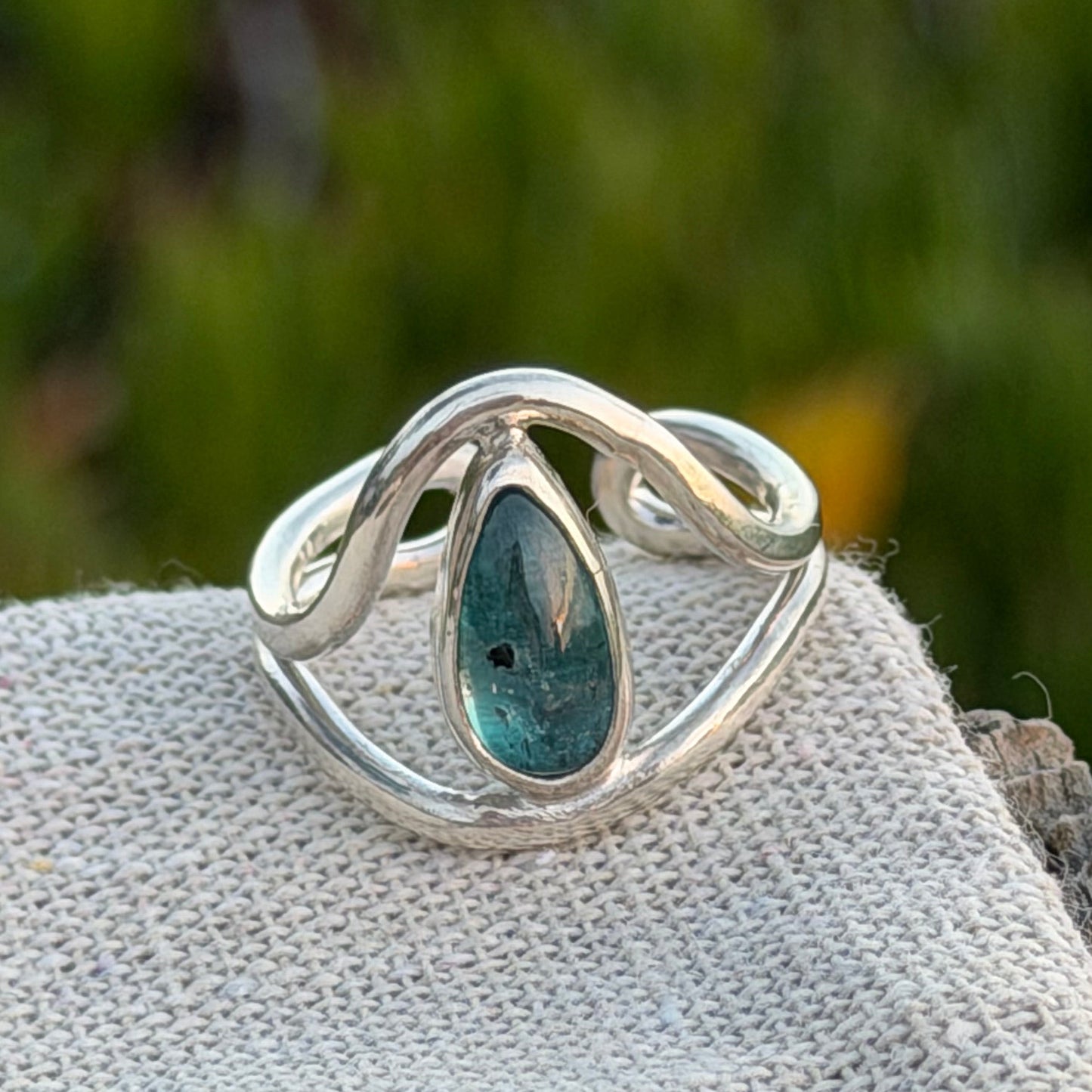 Blue kyanite wave ring