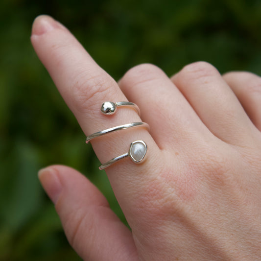 Pearl spiral ring size 6