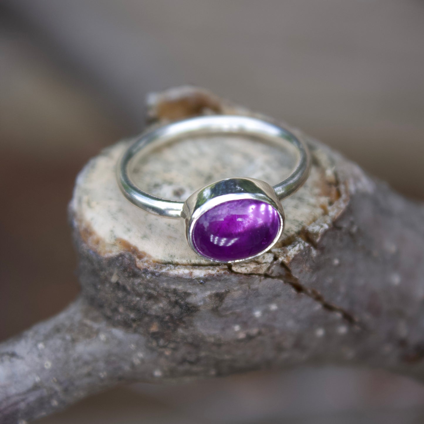 Dainty amethyst ring