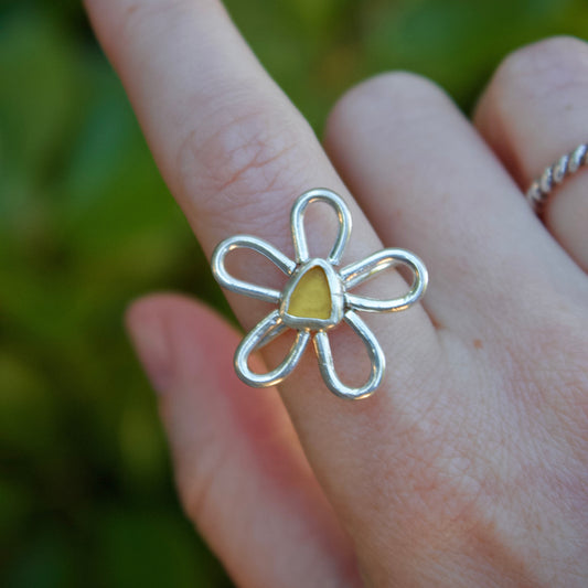 Daisy ring