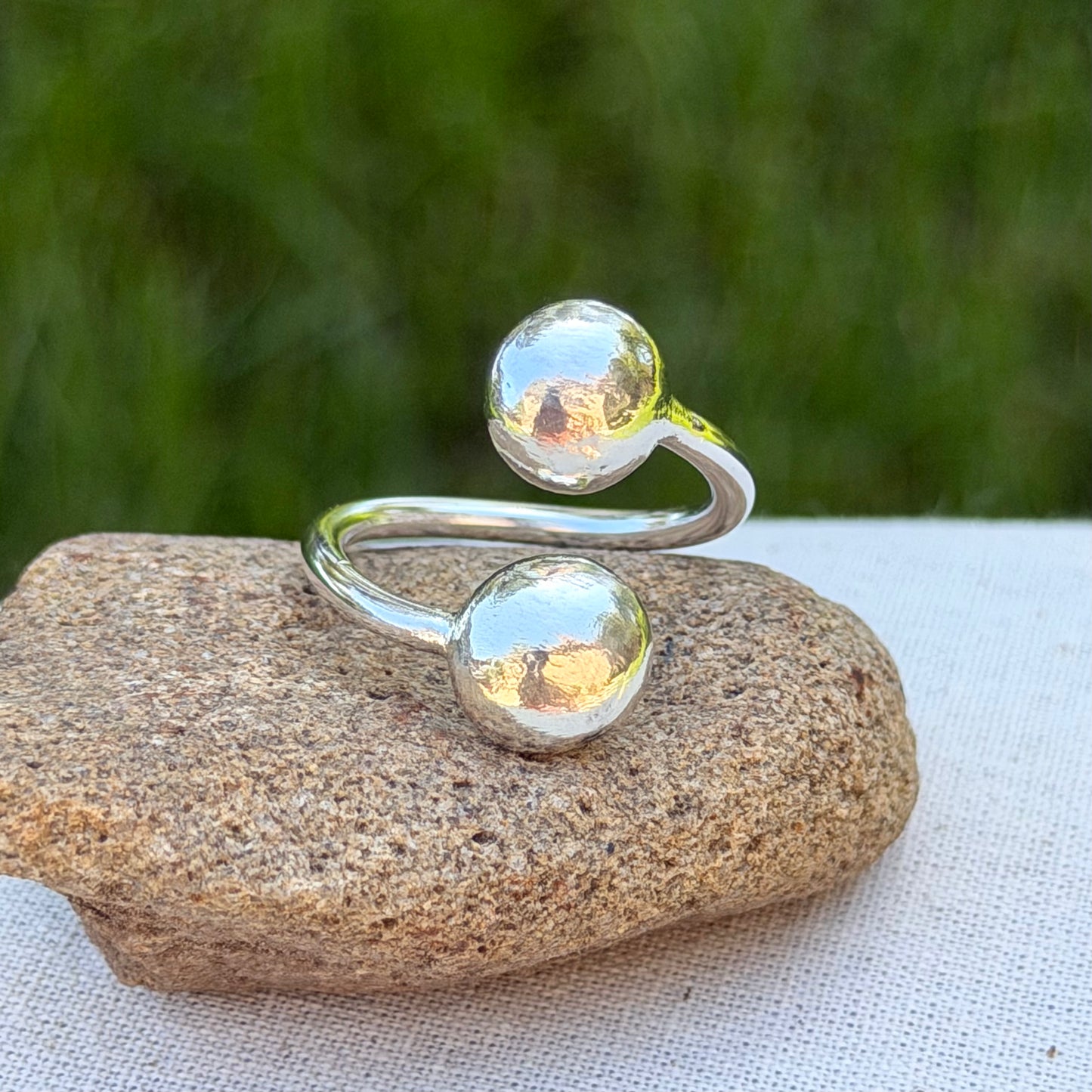 Dot ring