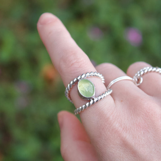 Prehnite double band ring