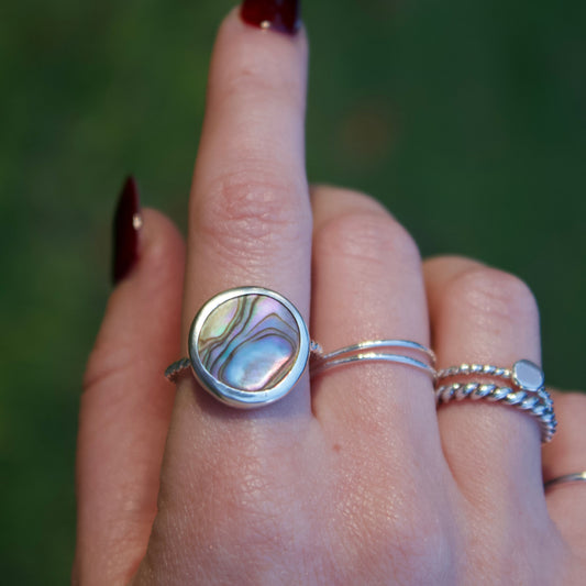 Abalone coin ring II size 8