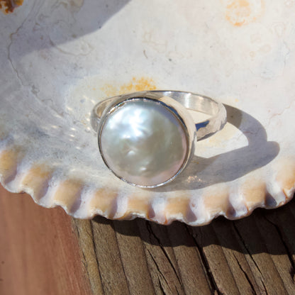 Freshwater pearl ring size 7.5