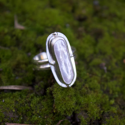 Adjustable freshwater pearl ring