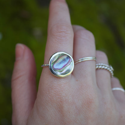 Abalone coin ring IV size 7.5