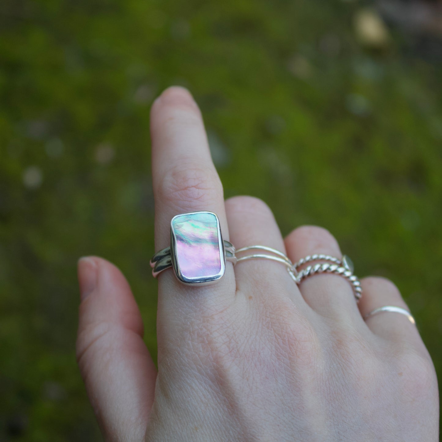 Adjustable abalone ring I