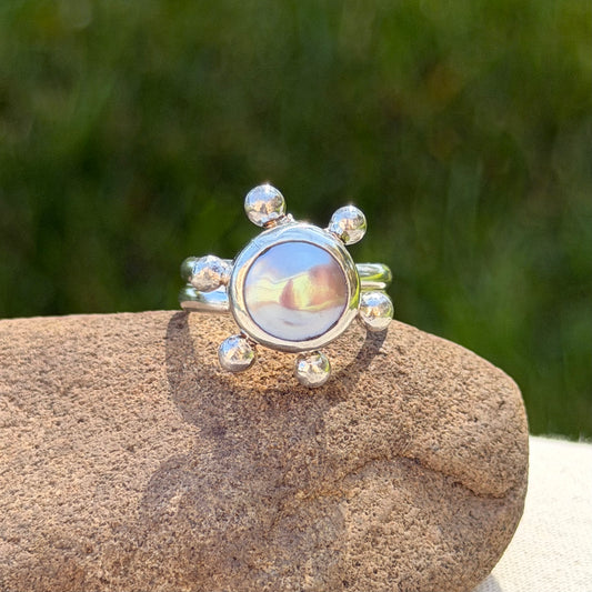 Adjustable pink pearl dot ring