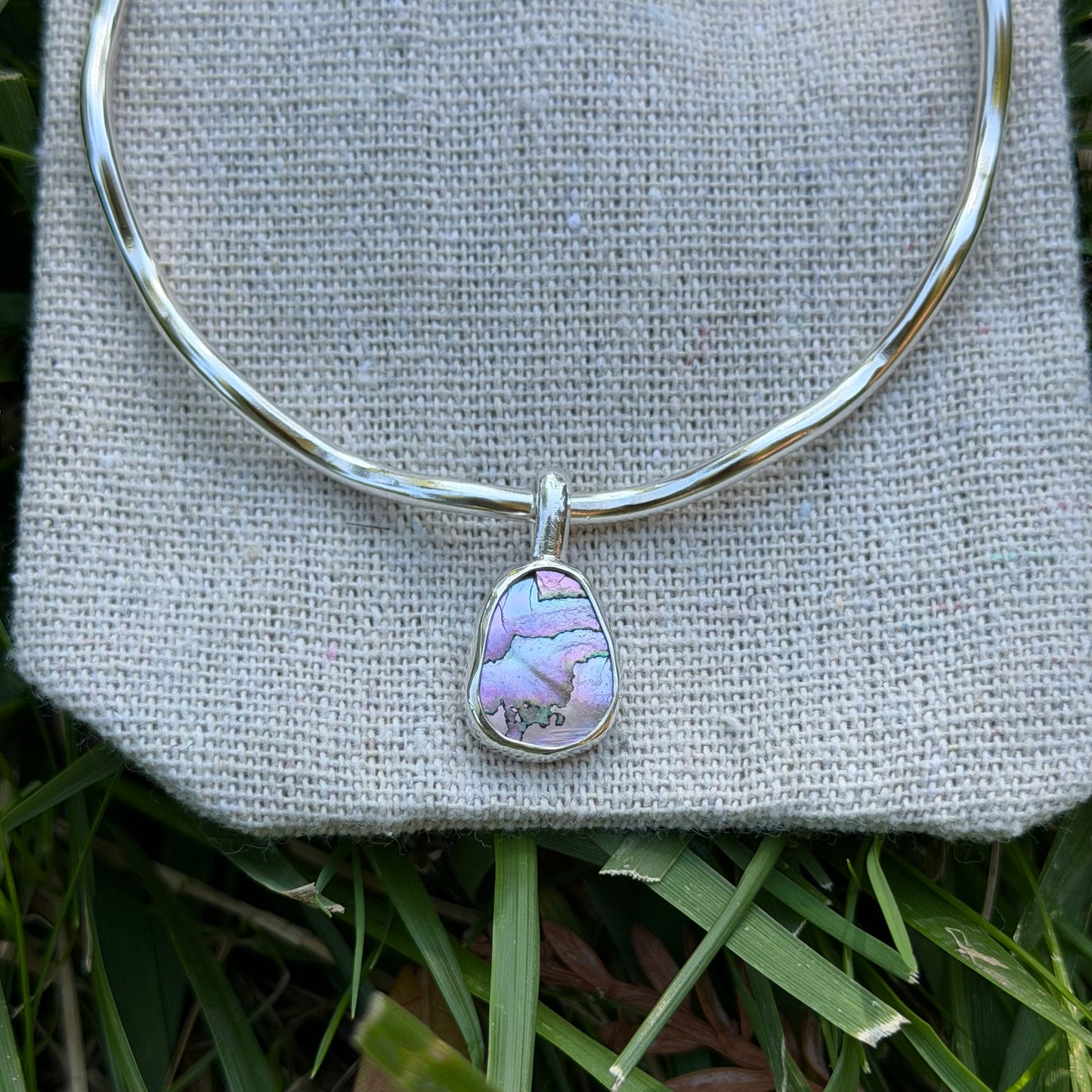 Wavy abalone bangle size M/L