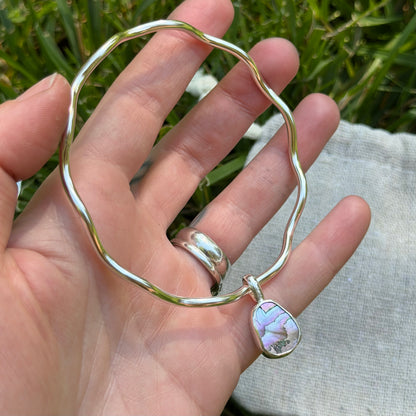 Wavy abalone bangle size M/L