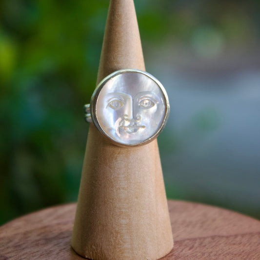 Lunar dream ring
