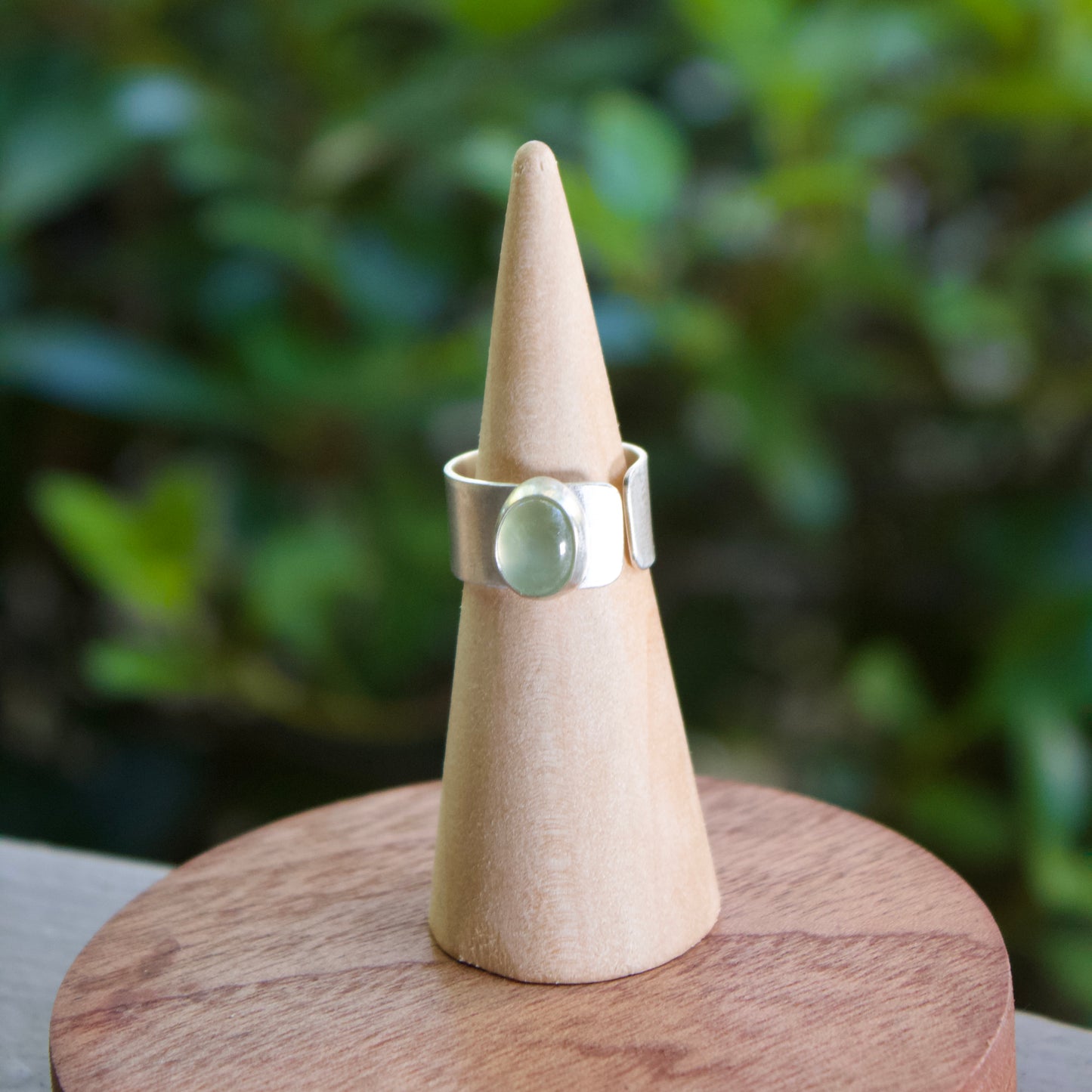 Open aura ring
