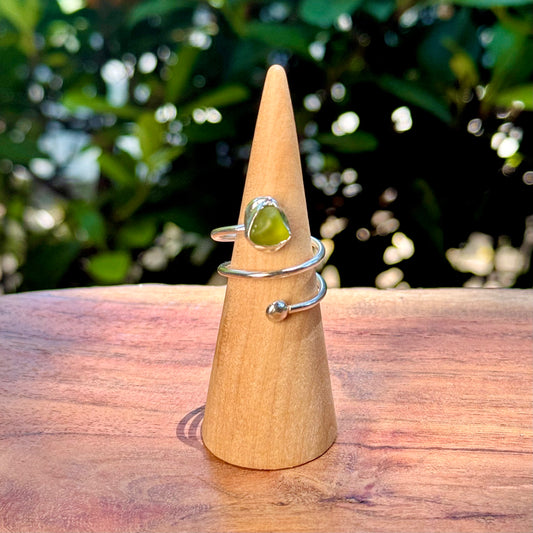 Peridot spiral ring
